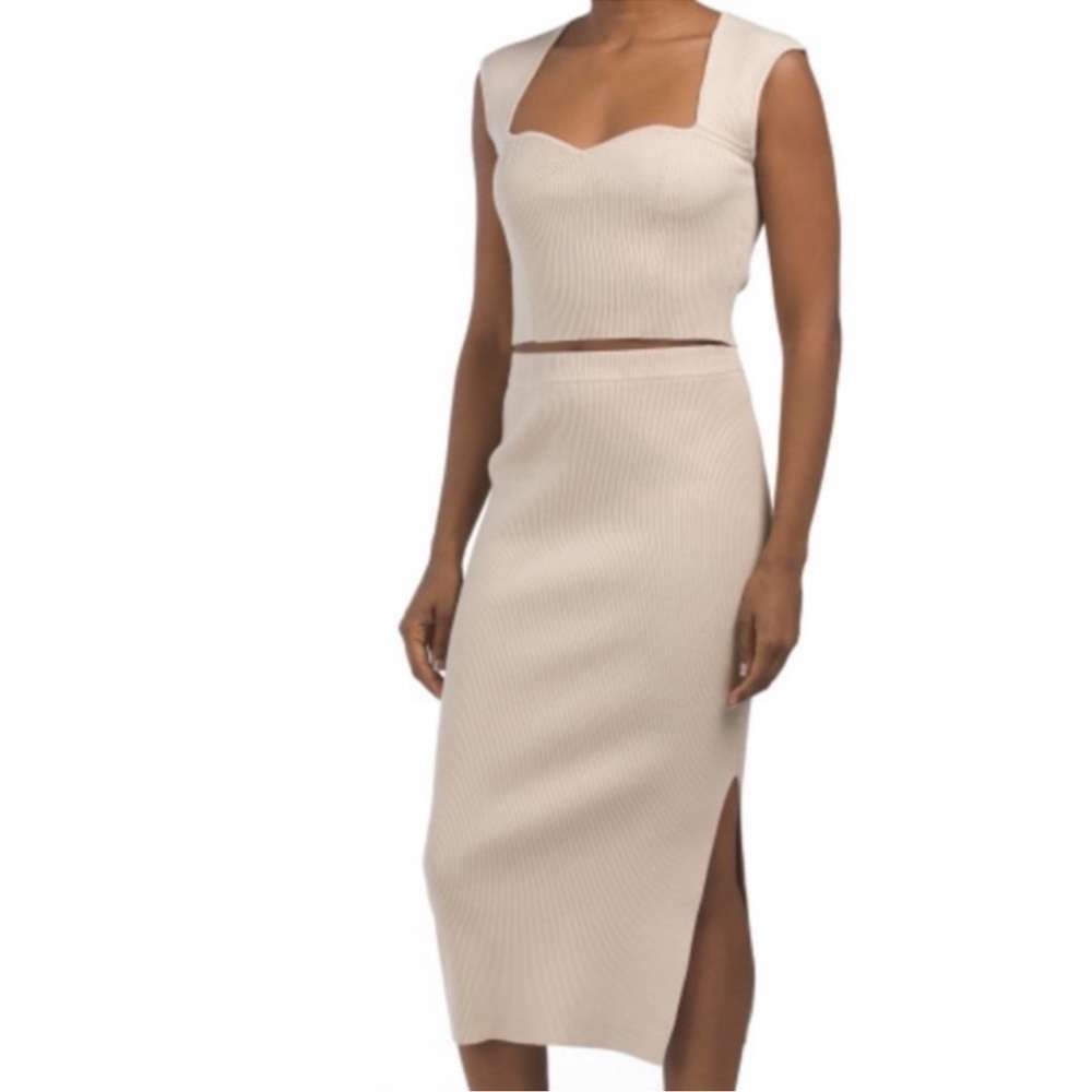 House of‎ Harlow 1960 2Pc Sweater/Skirt Set Tan Size Large